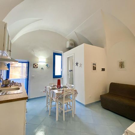 Holidaycasa Teresa - Monolocale nel cuore del cent Sperlonga Exterior foto