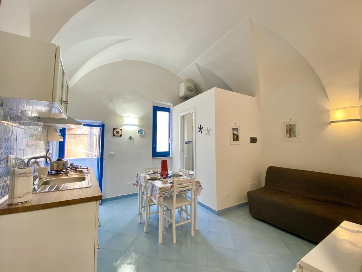 Holidaycasa Teresa - Monolocale nel cuore del cent Sperlonga Exterior foto