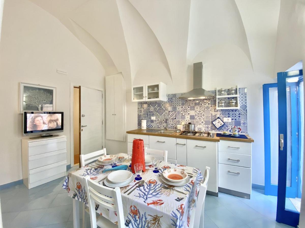 Holidaycasa Teresa - Monolocale nel cuore del cent Sperlonga Exterior foto